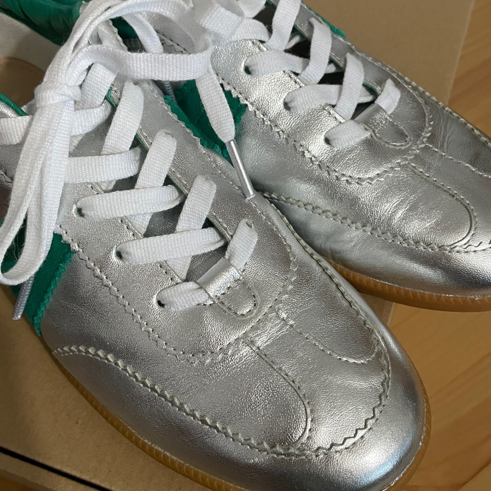NWT Boden Retro Erin Tennis Trainer Sneakers Silver Green Leather Suede EU 39 - Picture 7 of 17